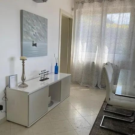Ajna Nyaraló Riva di Solto